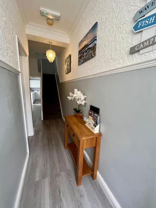 Scoresby Escape - Whitby Holiday Home מראה חיצוני תמונה