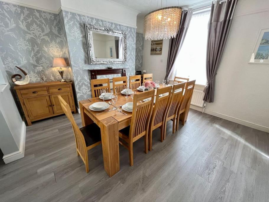 Scoresby Escape - Whitby Holiday Home מראה חיצוני תמונה